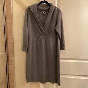 H&M Women’s Sweater Dress. Grey. L